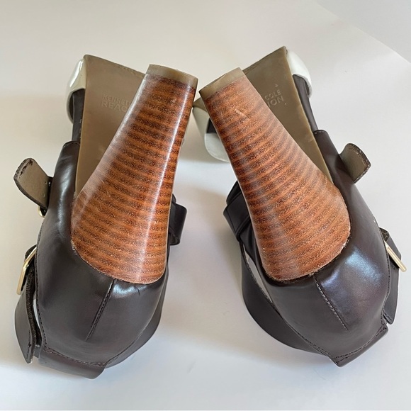 Kenneth Cole Reaction Cool Daze Block Heel Brown White Buckles Summer Boho 10M - Picture 5 of 9